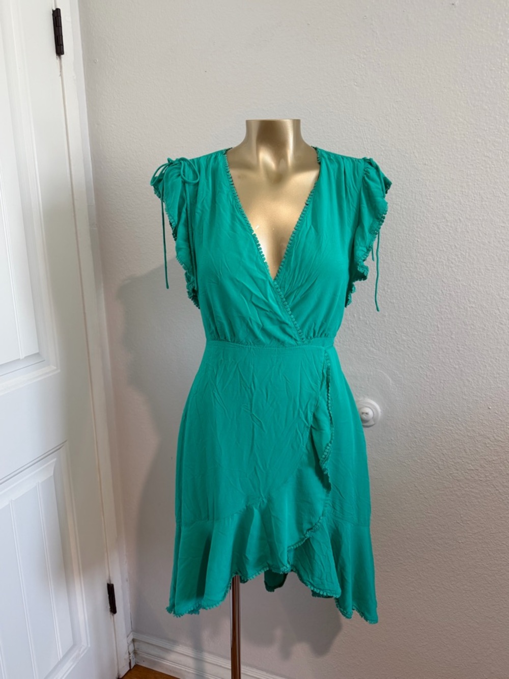 Lulus Adeleine green wrap midi dress S - Picture 2 of 8